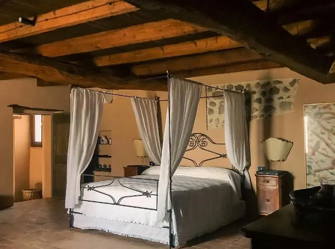 Cascina Mattarelle B&B 4*