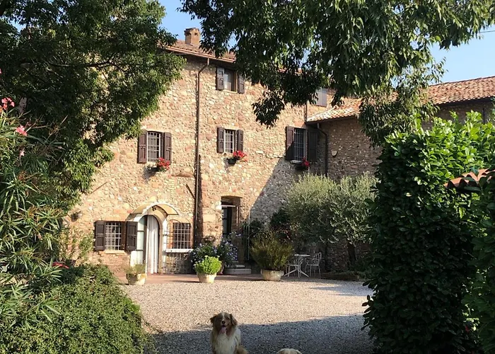Cascina Mattarelle B&B 4*
