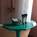 فندق مبيت وإفطار Cascina Mattarelle مونزامبانو